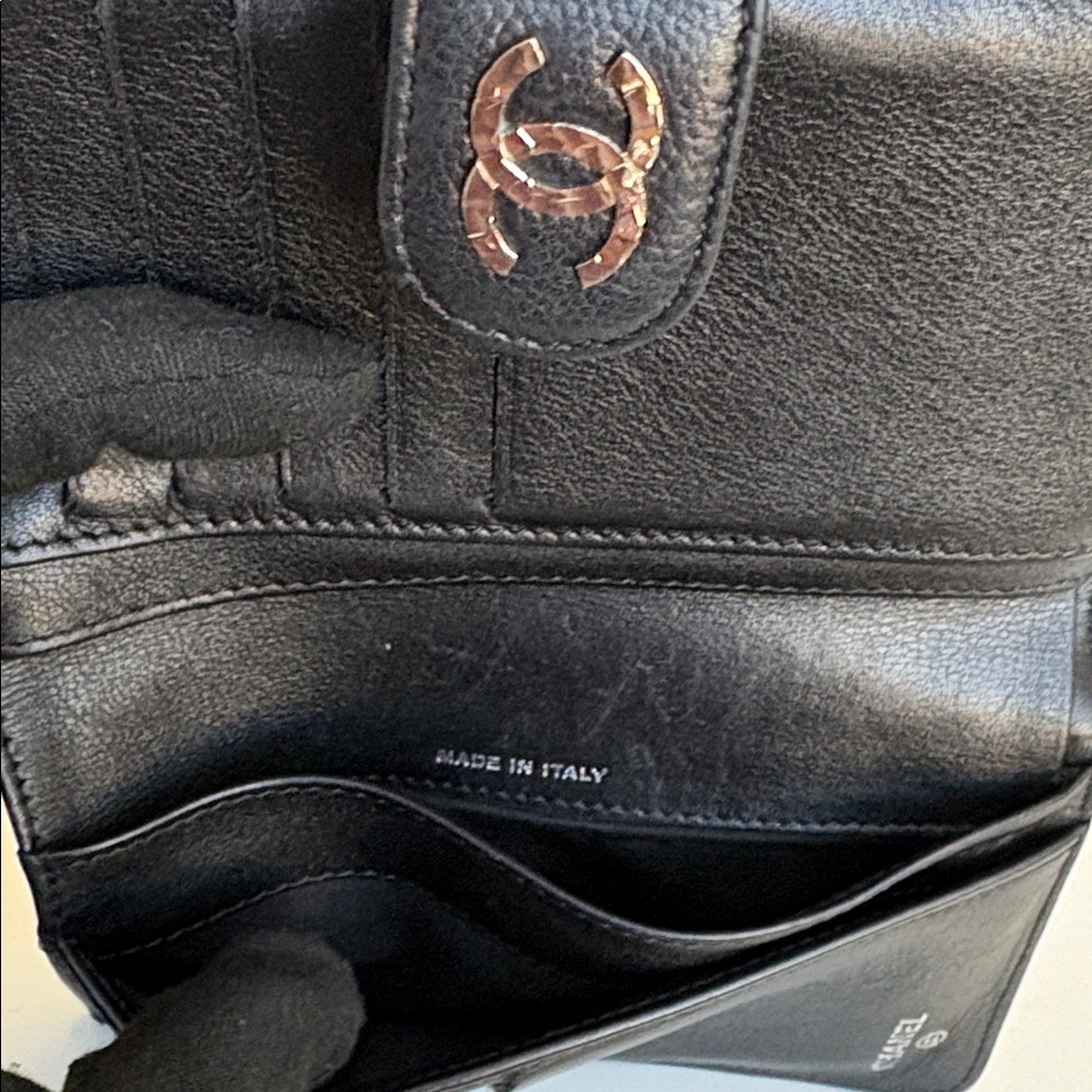 CHANEL Black Wallet with Silver Logo - Picture 10 of 11